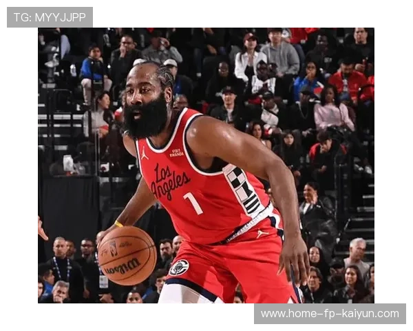 哈登制造空间后投篮命中，76人稳扎稳打