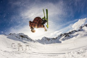 开云电竞登录-体育新闻中心发布体育数据可视化应用白皮书，体育数据统计